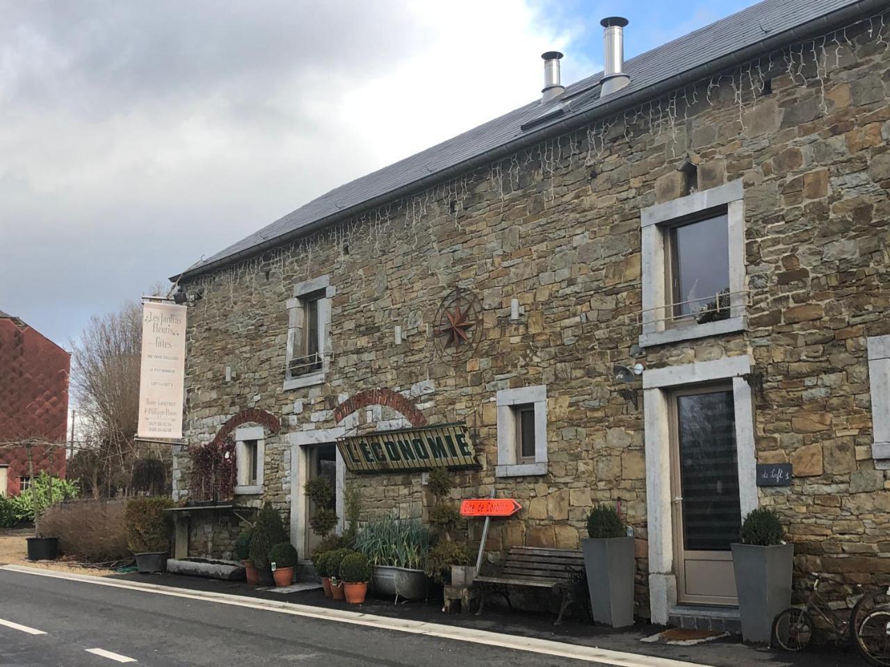 Gite De Corbion Loft1 Ciney Exterior foto